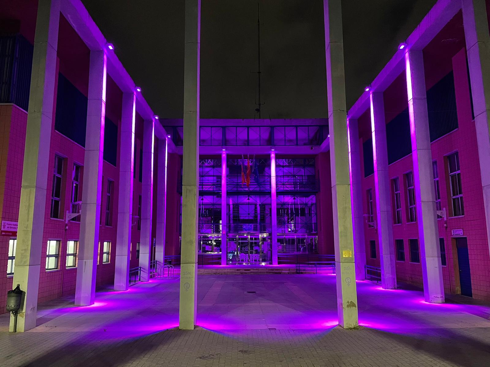 El Ayuntamiento de Xirivella iluminado