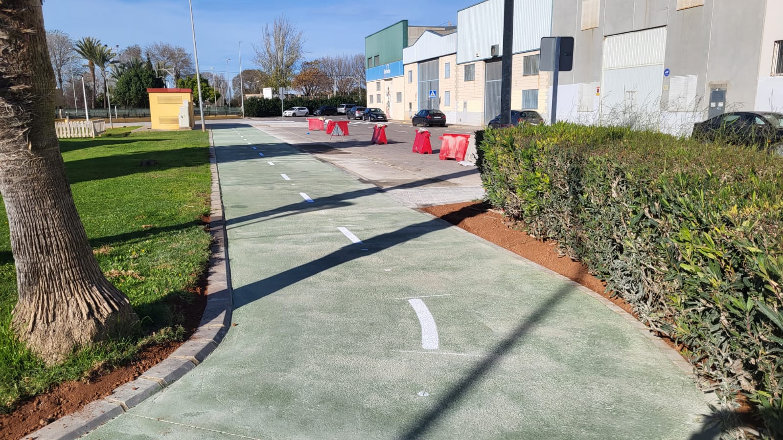 Nova vorera ciclopeatonal al polígon del Molí de Foios