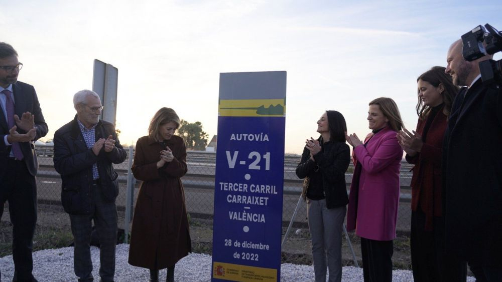 Inauguración de la V-21 con el nuevo carril BUS-VAO