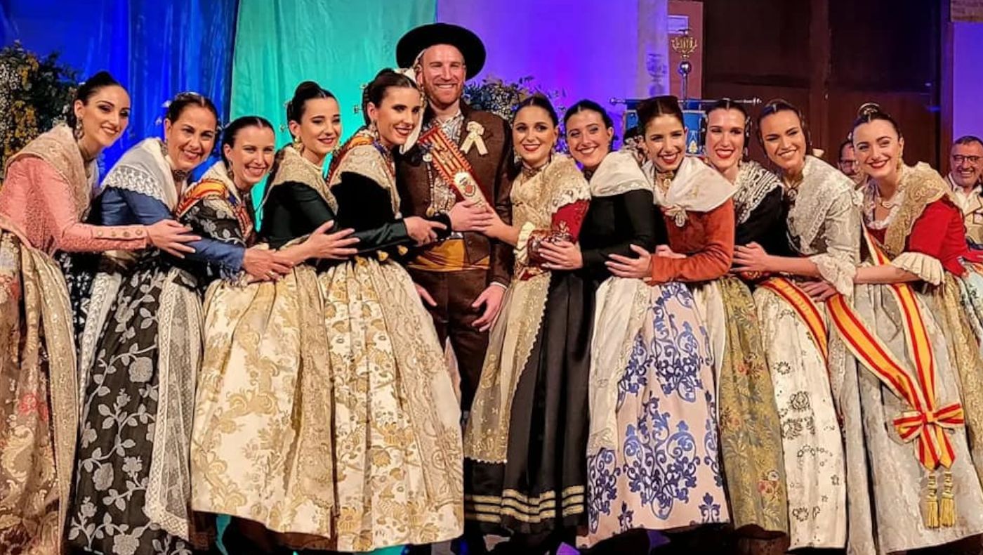 Raúl Puerta, Fallero Mayor de la Falla Borrull Socors de València. Imagen del Facebook de la Falla Palleter-Erudit Orellana