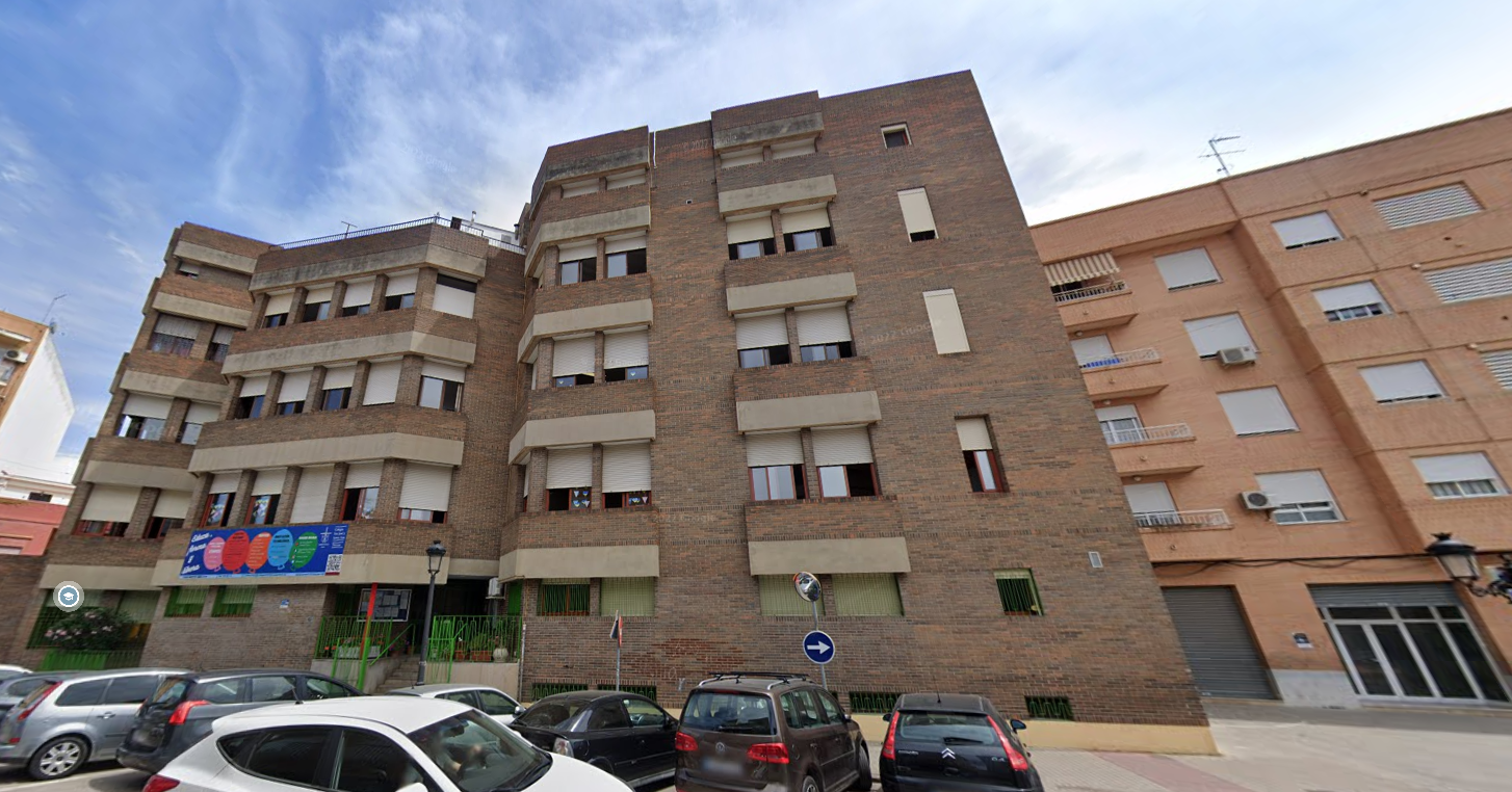 Imagen del colegio de Torrent evacuado