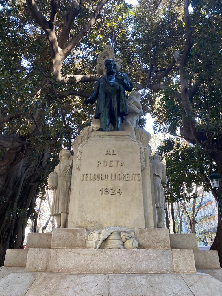 Restauración conjunto escultórico Teodor Llorente