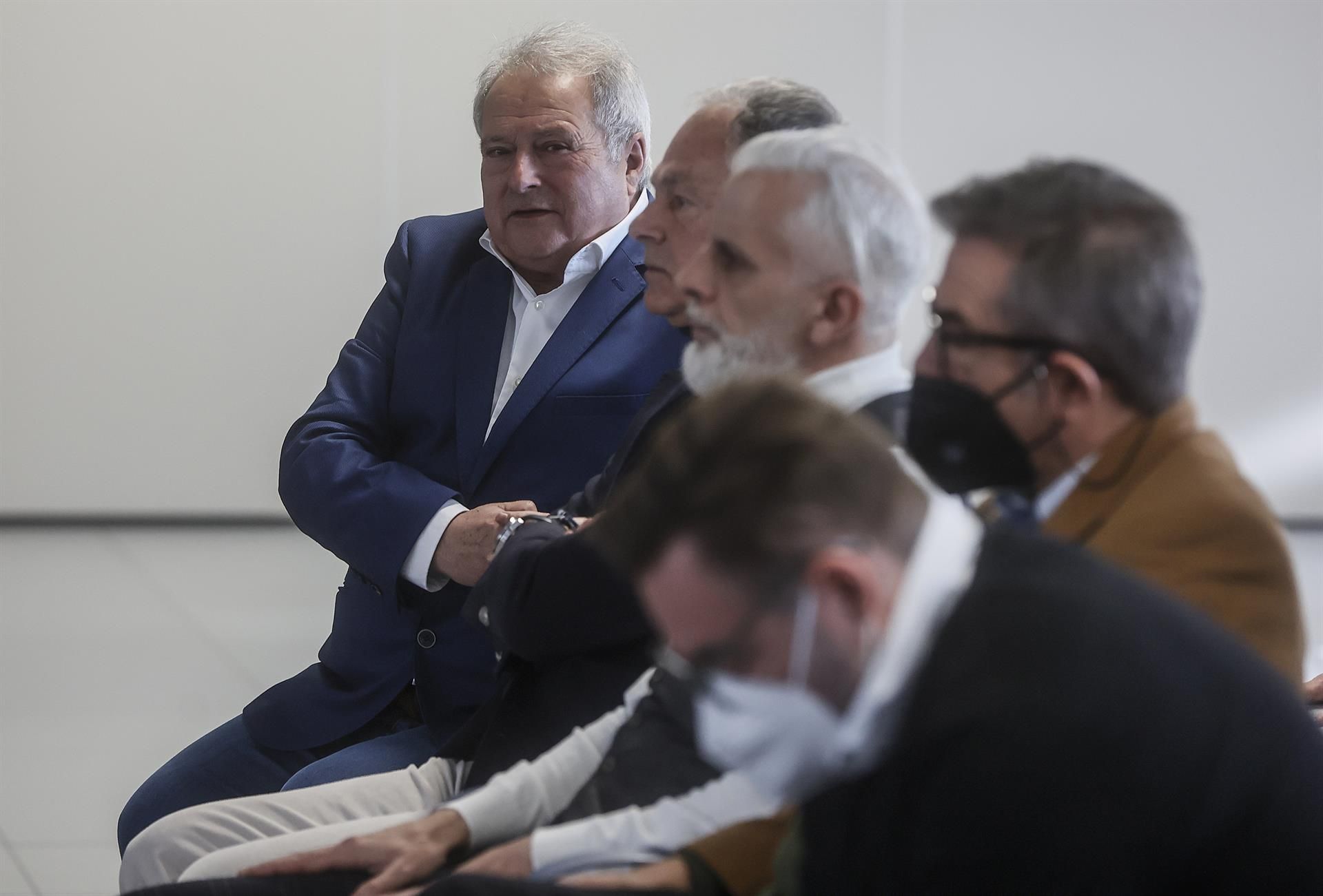 El expresidente de la Diputación y del PP de la provincia de Valencia Alfonso Rus y el exgerente de la empresa pública Imelsa, Marcos Benavent durante el juicio de los 'zombies' 