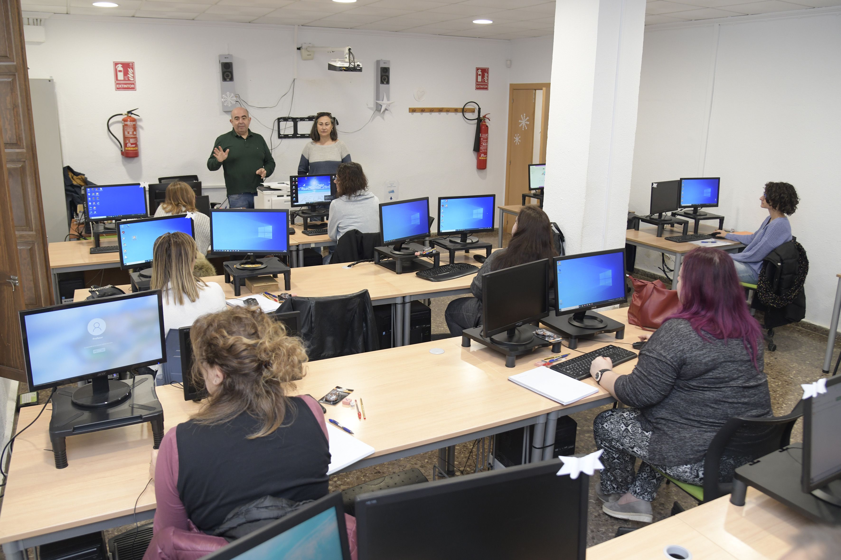 Participants en un curs de formació organitzat per l'Ajuntament de Paiporta
