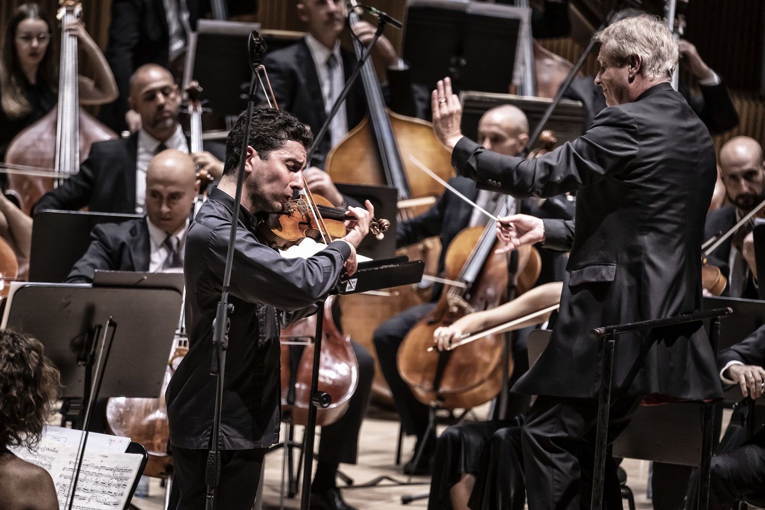  Alexander Liebreich al costat de Sergey Khachataryan en un dels seus concerts en directe