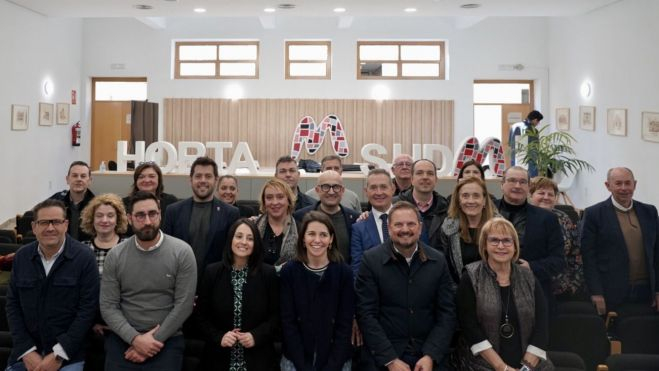 Reunión entre Rebeca Torró y los alcaldes de las localidades de l'Horta Sud