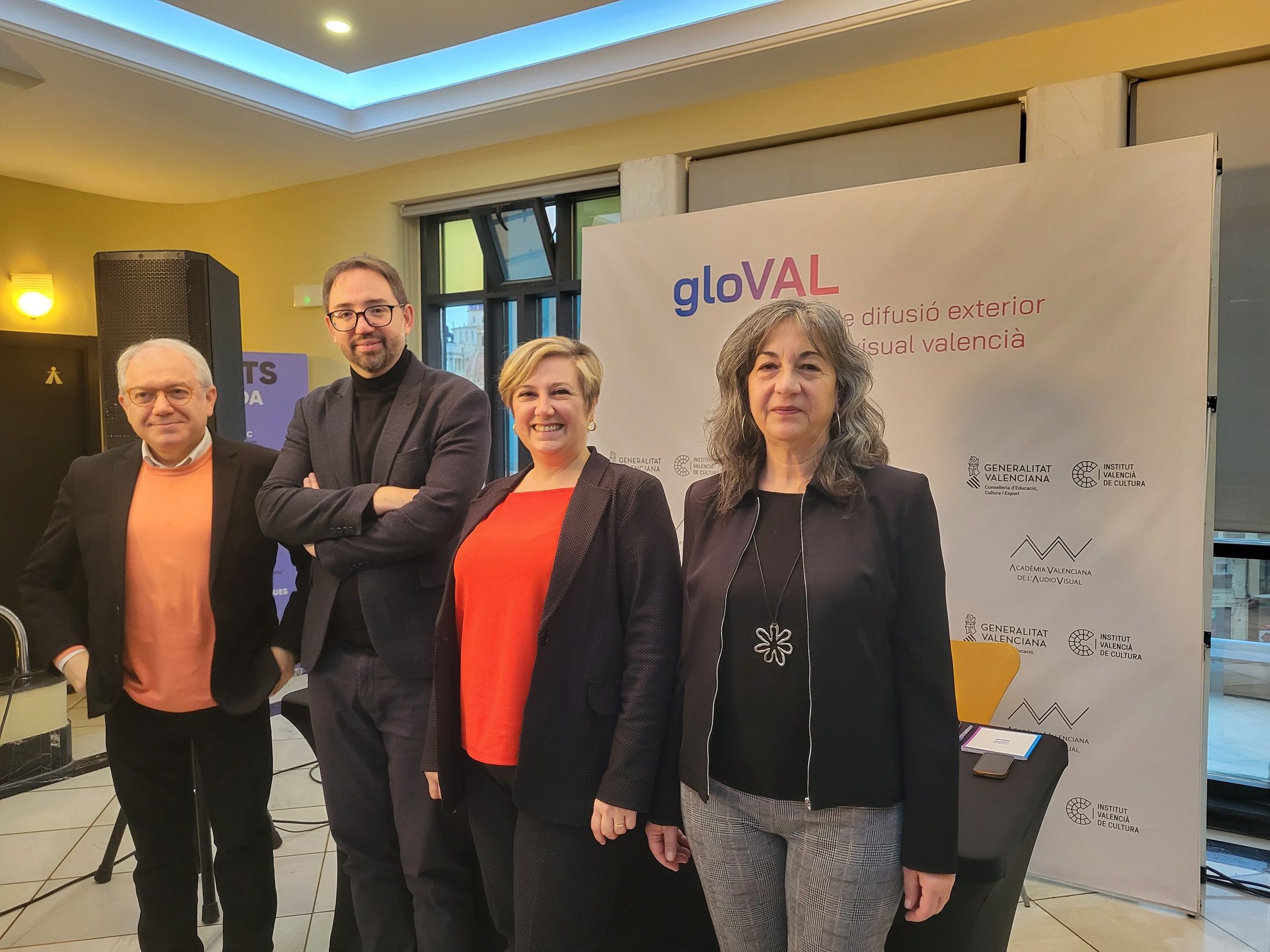 Presentación de gloVAL