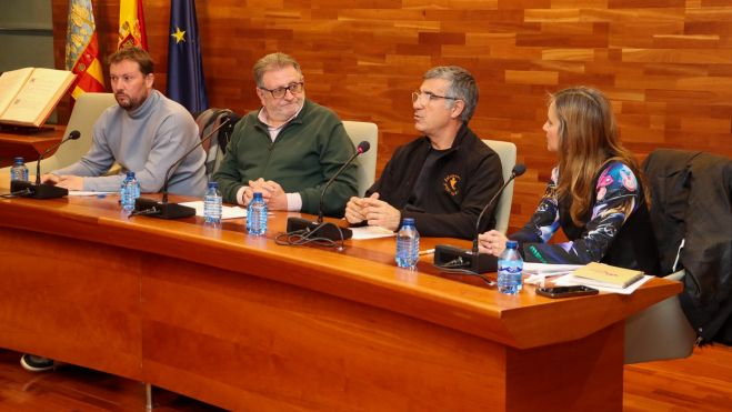 Presentación del Campeonato Absoluto de Atletismo al Aire Libre en el Ayuntamiento de Torrent