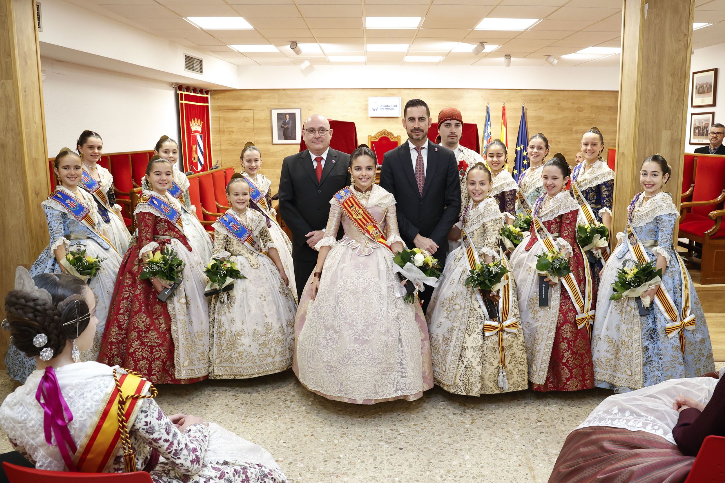 Recibimiento de la Fallera Mayor Infantil de València en el ajuntament de Mislata