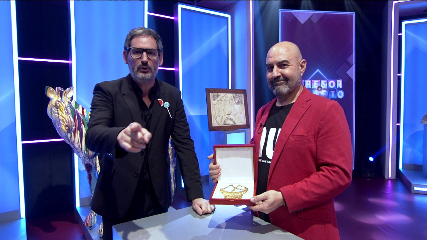 Eugeni Alemany y Óscar Tramoyeres en el programa 'Tresor o trasto' d'À Punt
