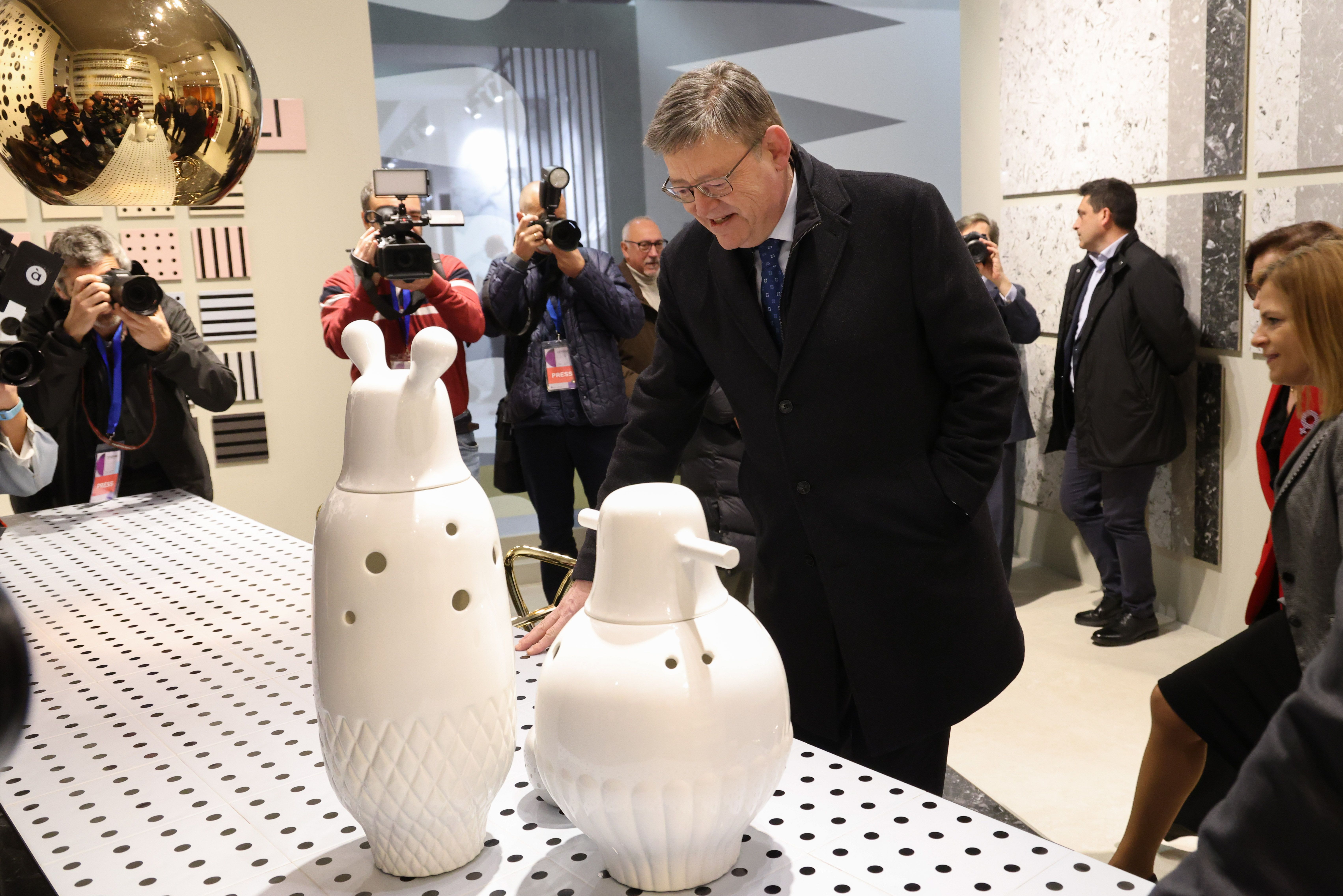 Ximo Puig a la inauguració de la 39 edició de la fèria Cevisama