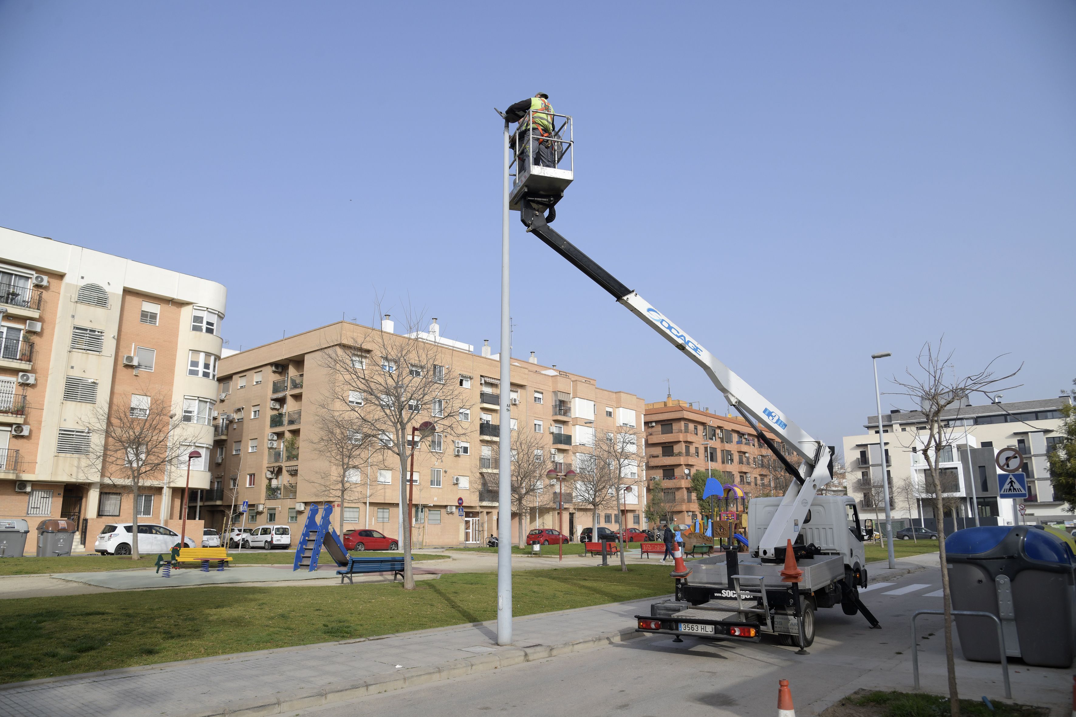 Renovació de punts de llum a Paiporta