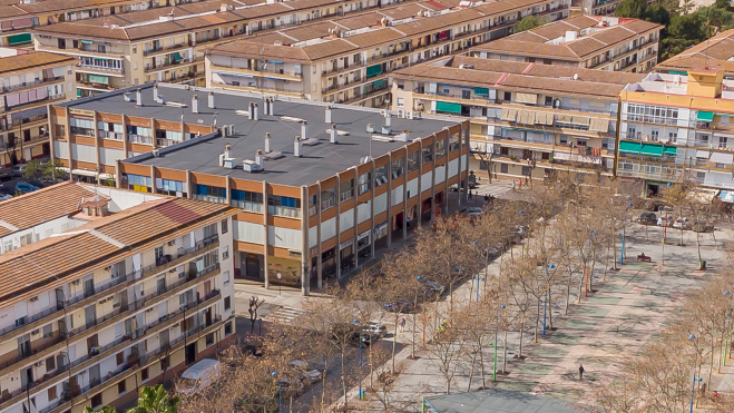 Centro Municipal del barrio Orba que pasará a llamarse Centre Municipal Clara Campoamor