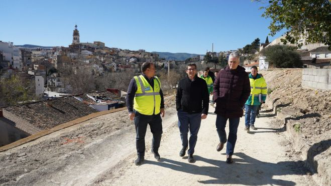 Héctor Illueca i Jorge Rodríguez, en el barri de la Cantereria