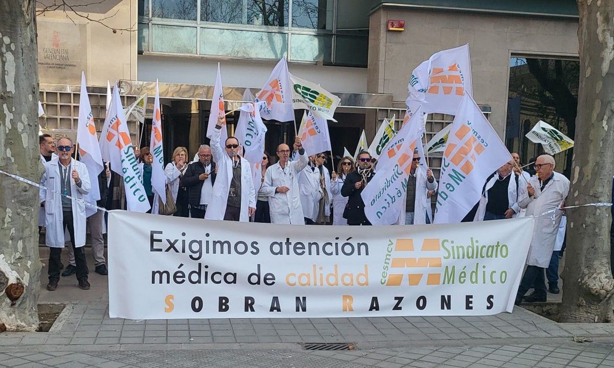 Mobilització de CESM-CV enfront de Sanitat