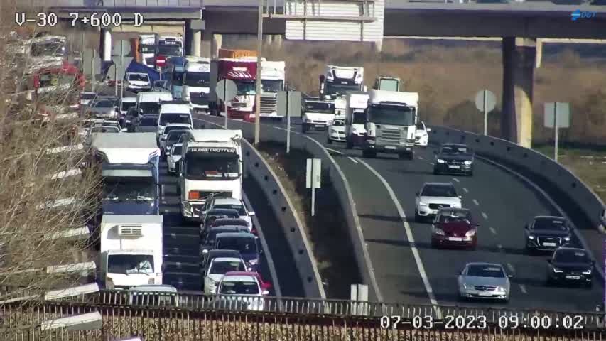 Atascos en la V-30