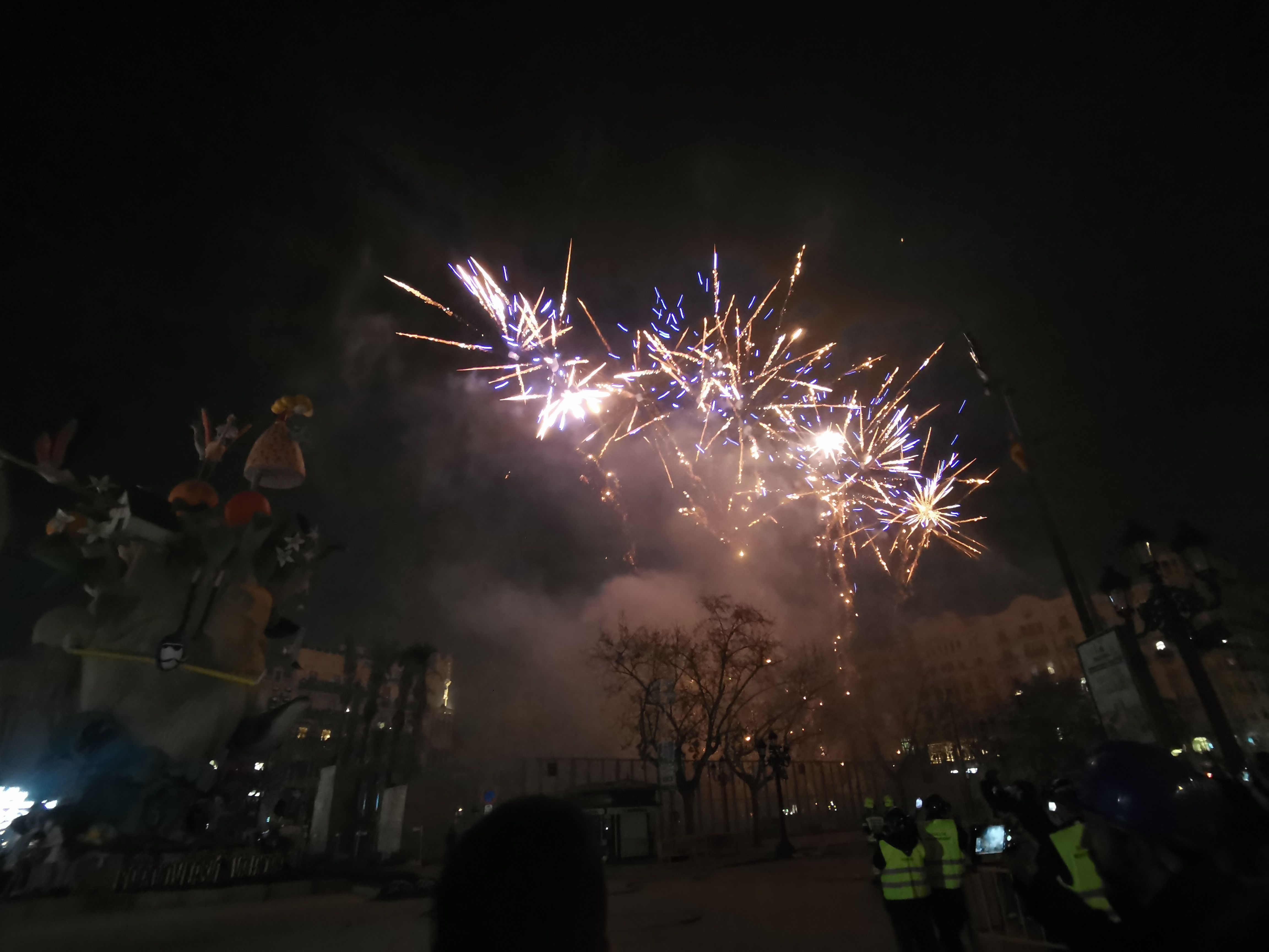 Així va ser la Cremà de la falla municipal de València 2023