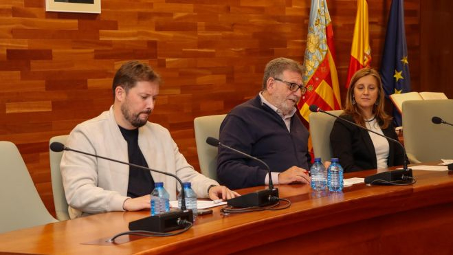 Rueda de prensa en el Ayuntamiento de Torrent Rueda de prensa en el Ayuntamiento de Torrent