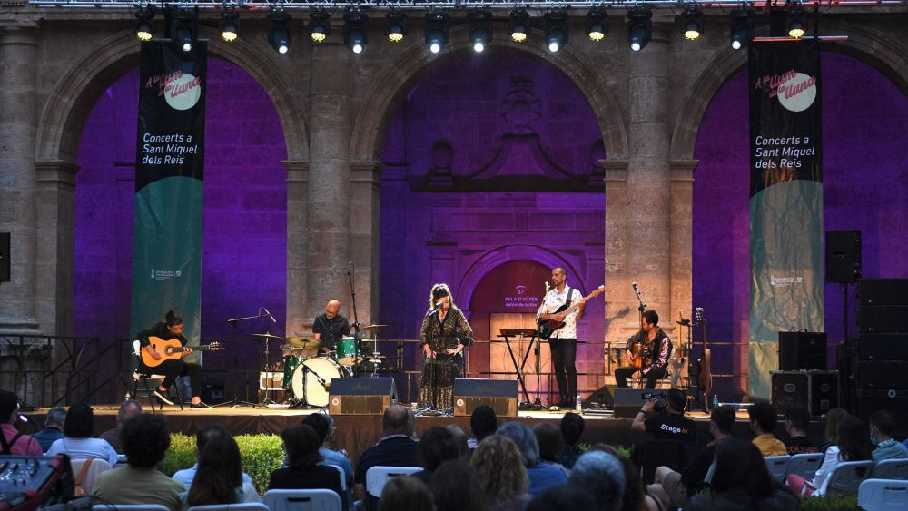Uno de los conciertos de 'A la llum de la lluna' en 2022 en San Miguel de los Reyes Uno de los conciertos de 'A la llum de la lluna' en 2022 en San Miguel de los Reyes