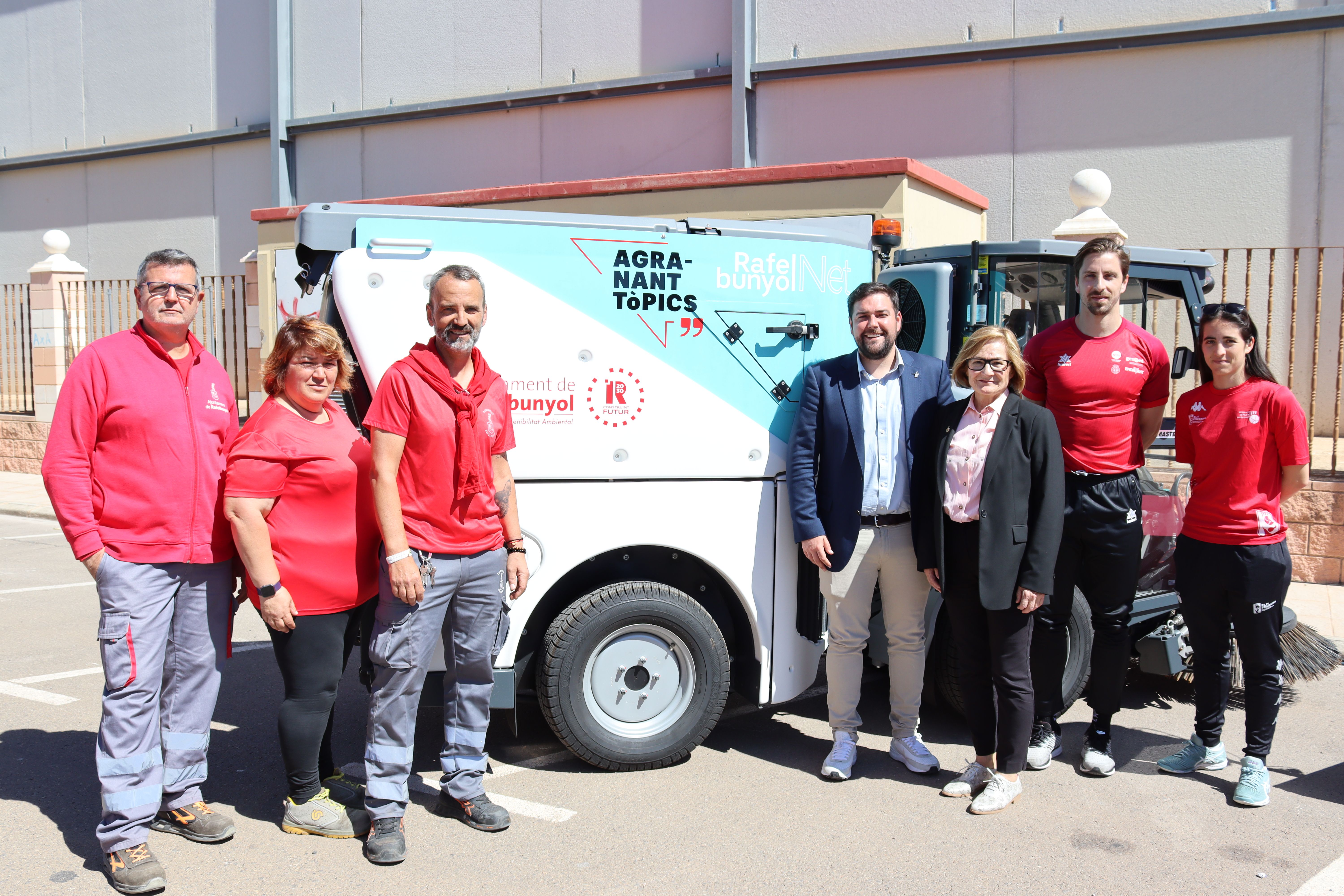 Presentación campaña de limpieza viaria "Agranant Tòpics"
