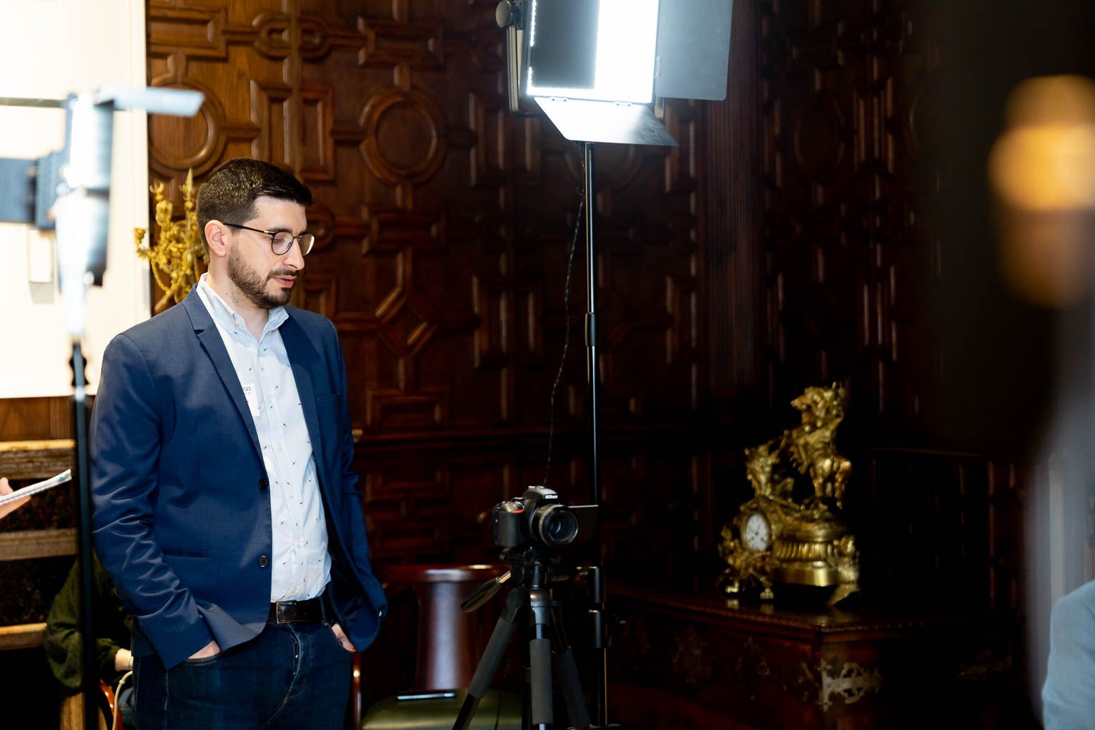 Equipo de València Extra en la entrevista a Ximo Puig. Imagen de Xisco Navarro