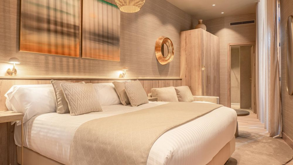 Habitación del antiguo palacete de València que ahora forma parte del hotel The Valentia