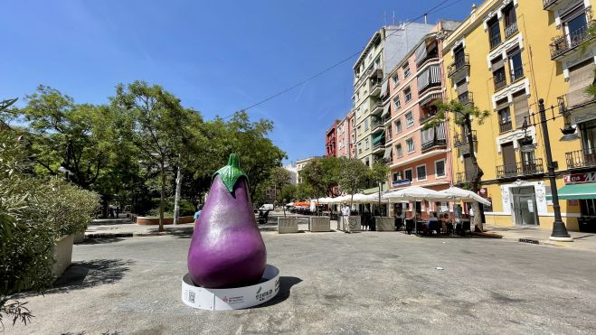 Fruites i verdures gegants a València Fruites i verdures gegants a València