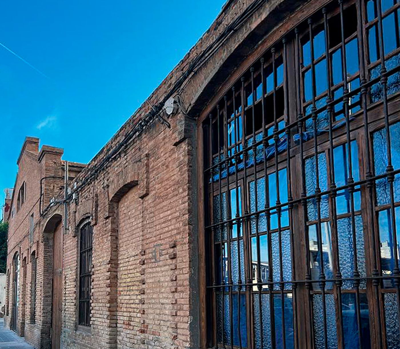 Fachada exterior del nuevo espacio gastronómico Mercader en València