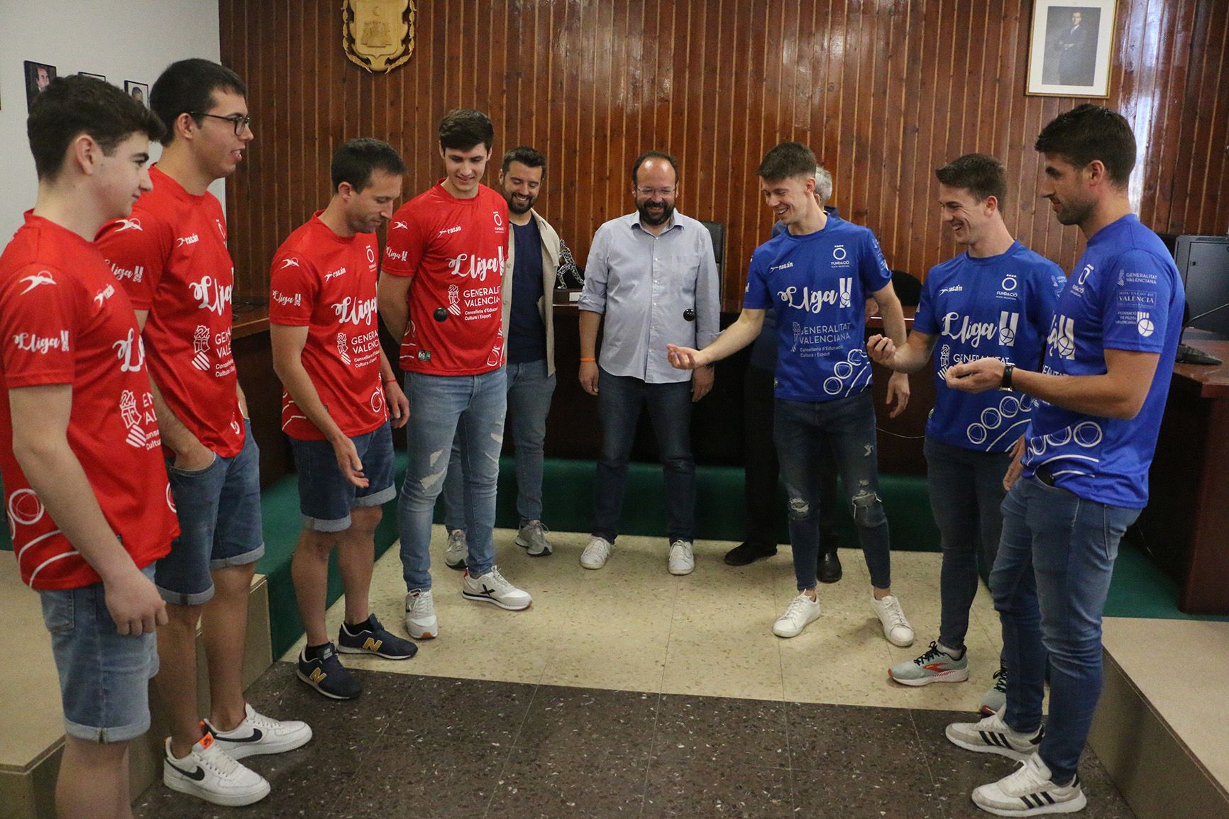 Els jugadors de la final, en la tria de pilotes de la partida - Funpival Els jugadors de la final, en la tria de pilotes de la partida - Funpival