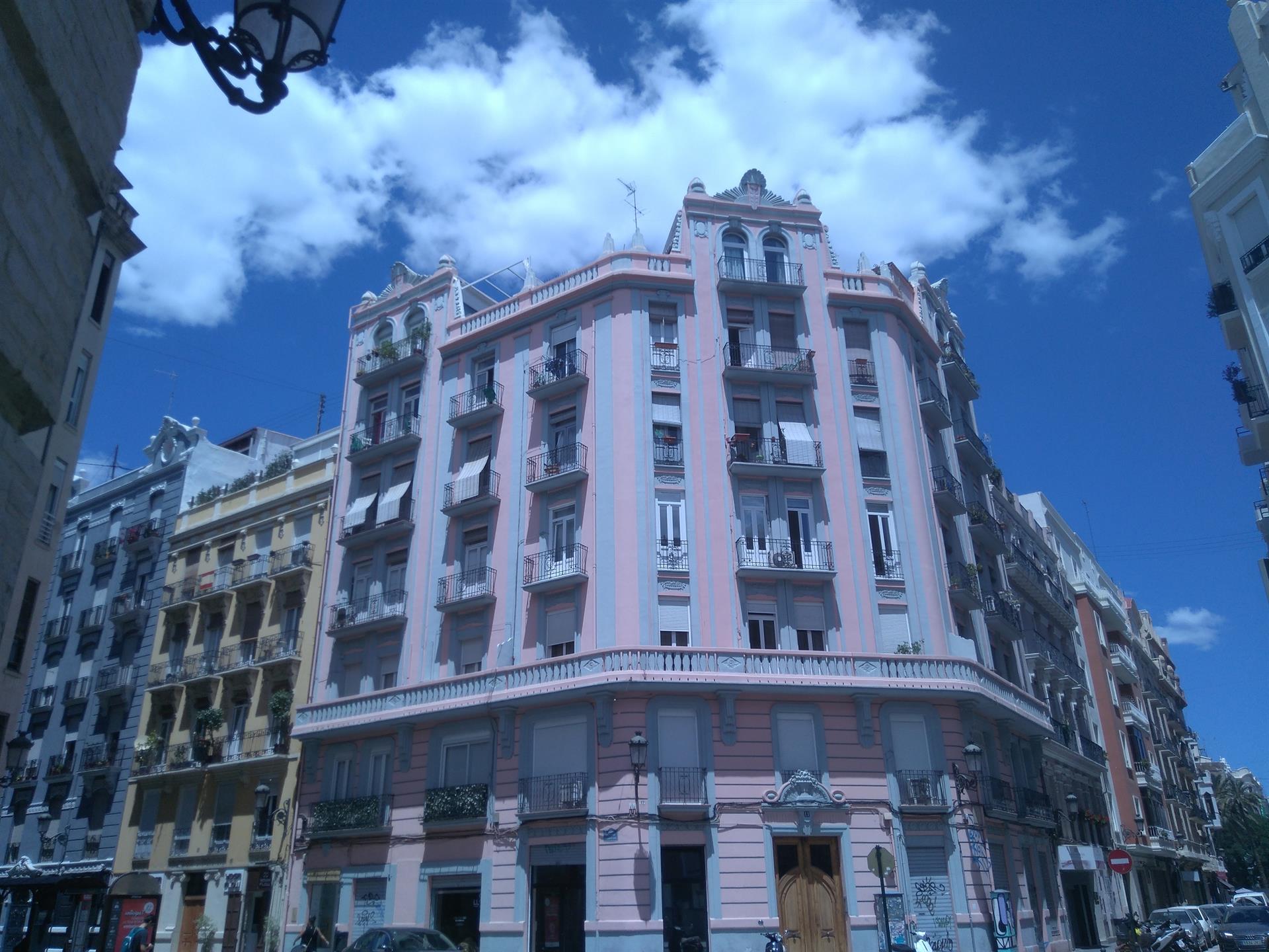 Edificio de viviendas en València