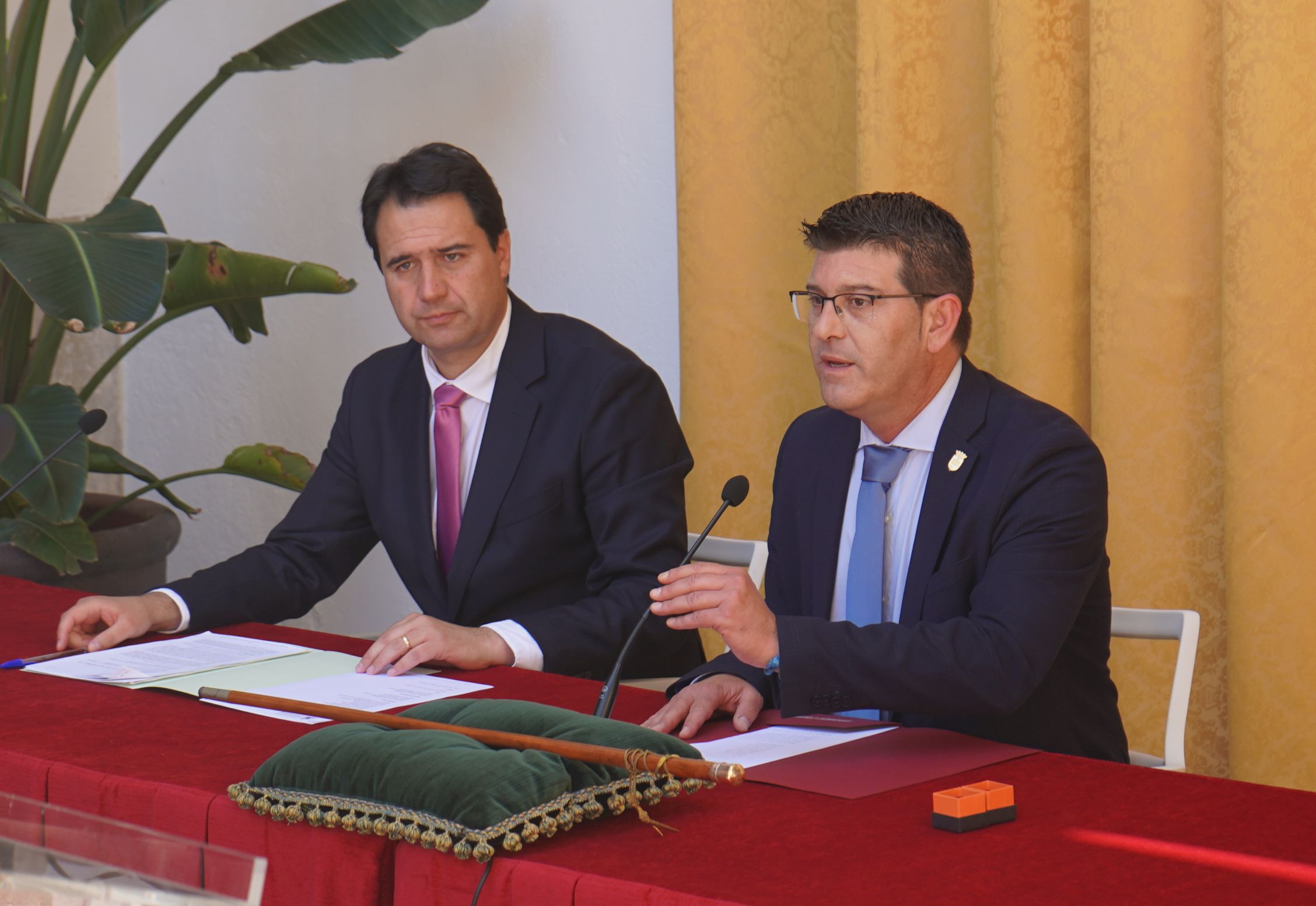 El alcalde de Ontinyent, Jorge Rodríguez, durante el acto de investidura