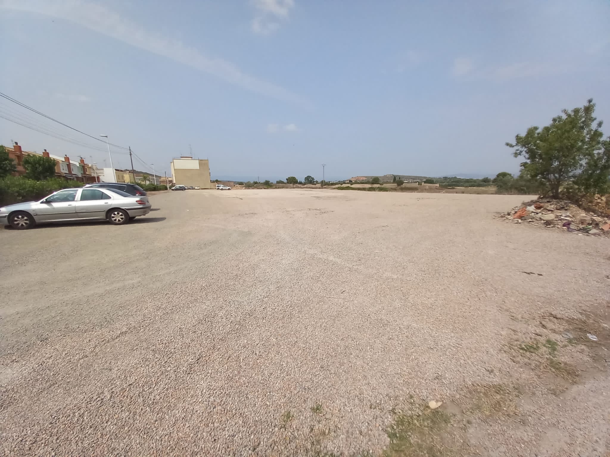 Nou aparcament a Llíria