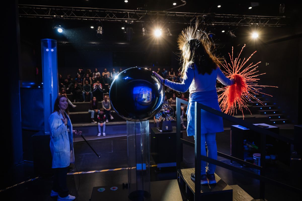 Una representació de 'Teatre de la Ciència' al Museu de les Ciències