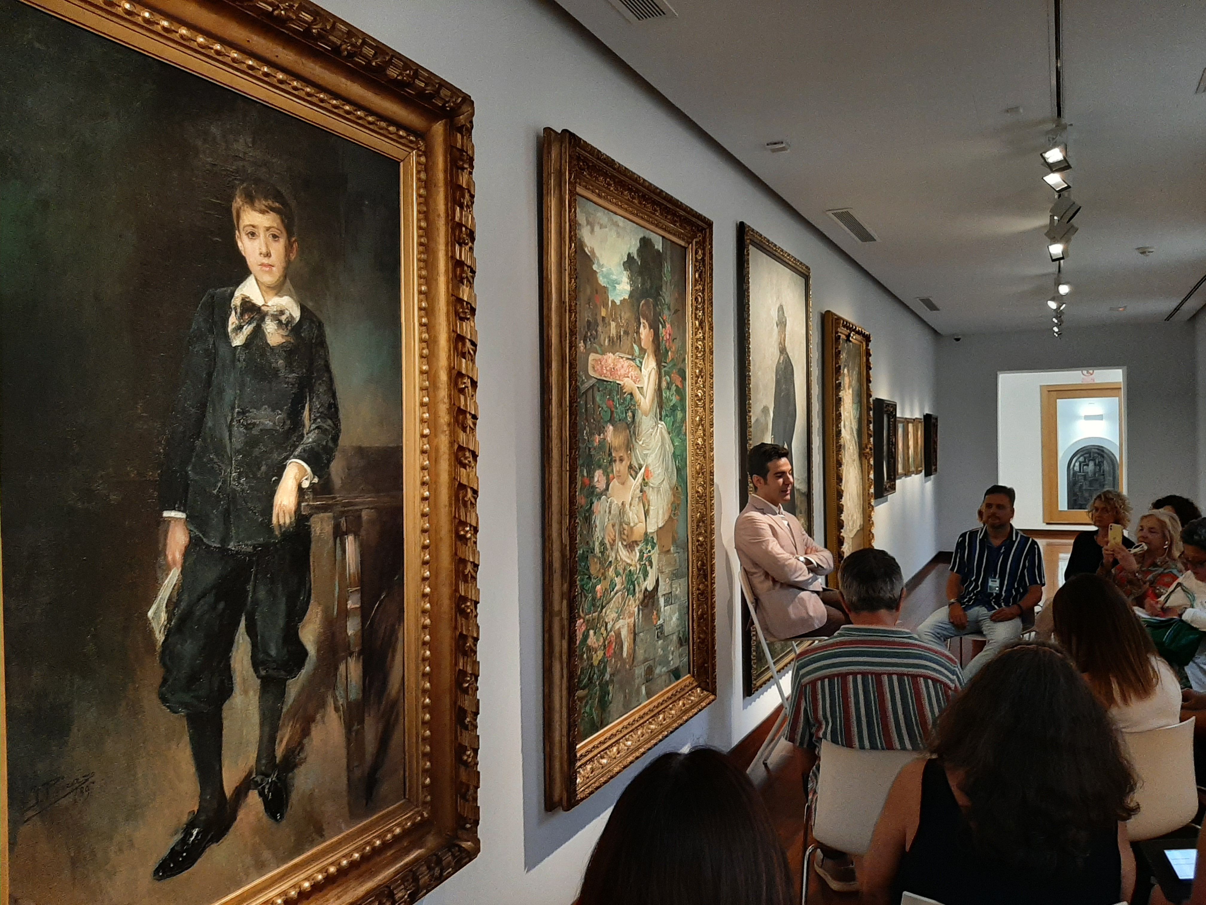 Foto d'una de les sales del Museu de Belles Arts