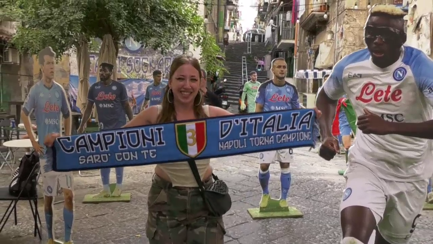 Mar Canillas, vecina de Torrent (L'Horta Sud) en Nápoles