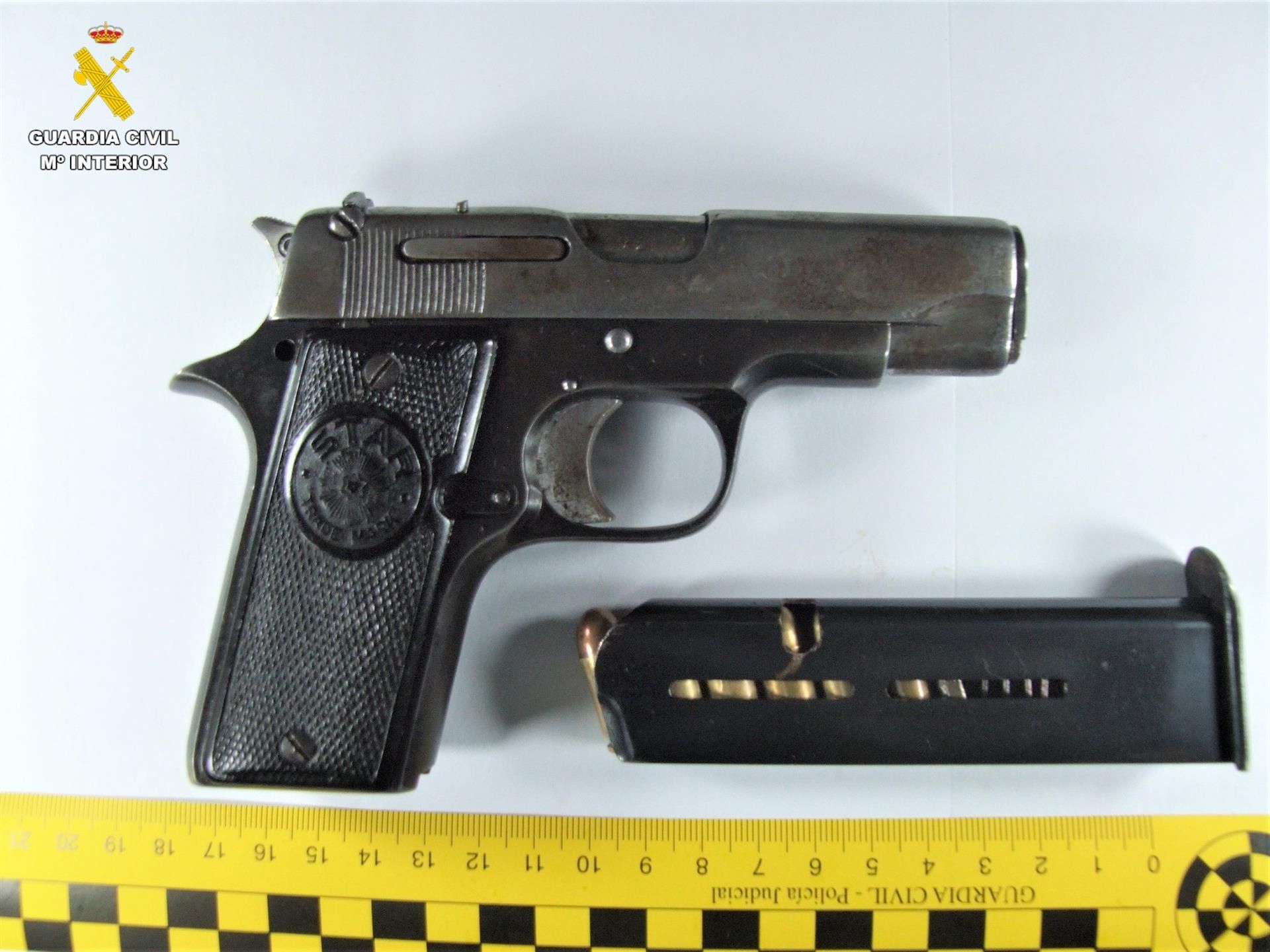 Arma confiscada en La Pobla Llarga