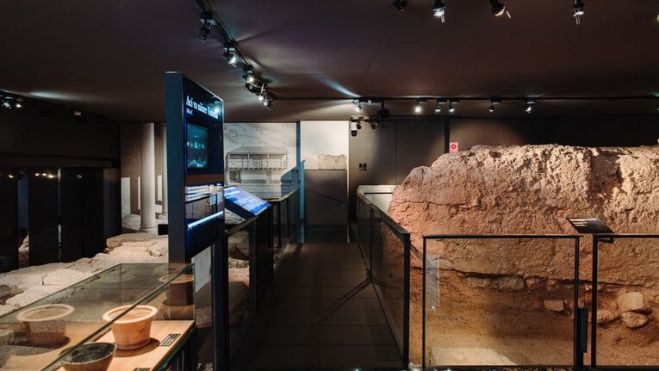 Centro Arqueológico de l'Almoïna en València Centro Arqueológico de l'Almoïna en València