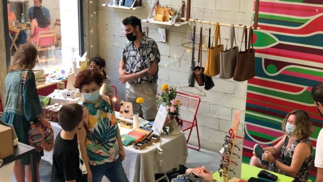 Un lloc de bisuteria en el Summer Market de Tapinería (Imatge: Facebook) Un lloc de bisuteria en el Summer Market de Tapinería (Imatge: Facebook)