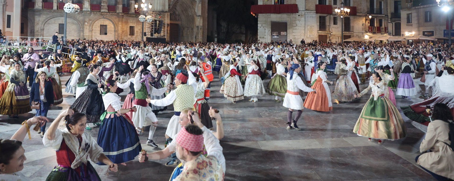 Imagen de una dansa en València