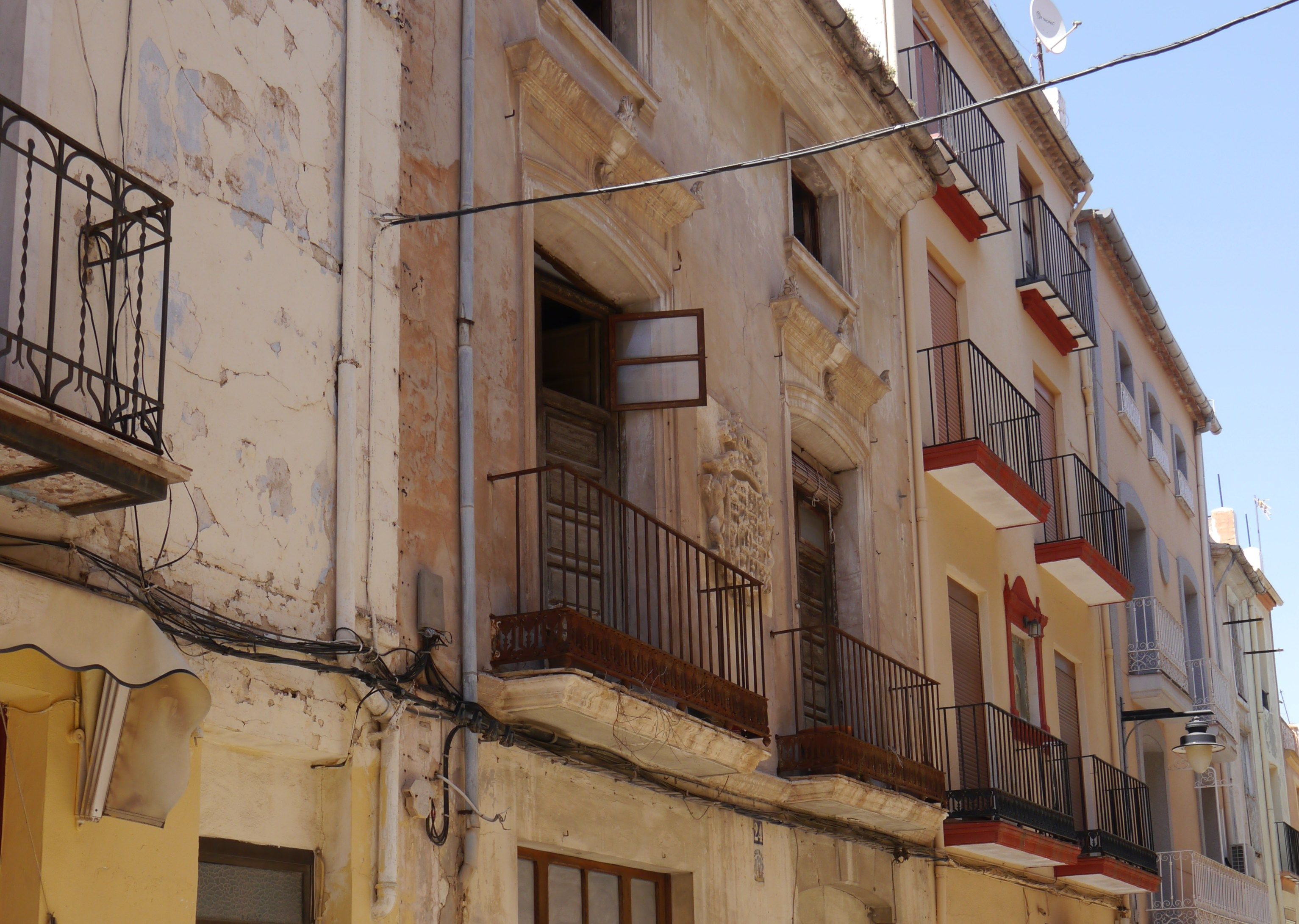 El edificio abandonado de Ontinyent
