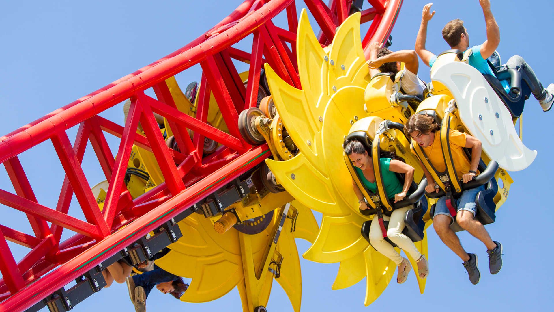 Muntanya russa 'Inferno' de Terra Mítica