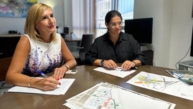 Salomé Pradas i Laura Sáez Salomé Pradas i Laura Sáez