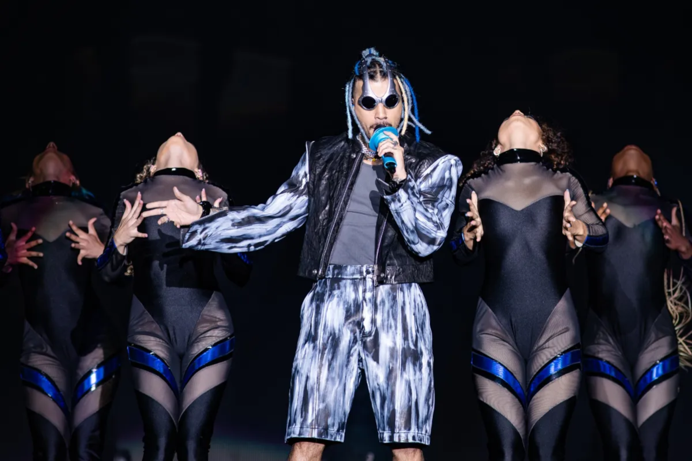 Rauw Alejandro durant un concert del 'Saturno Tour'