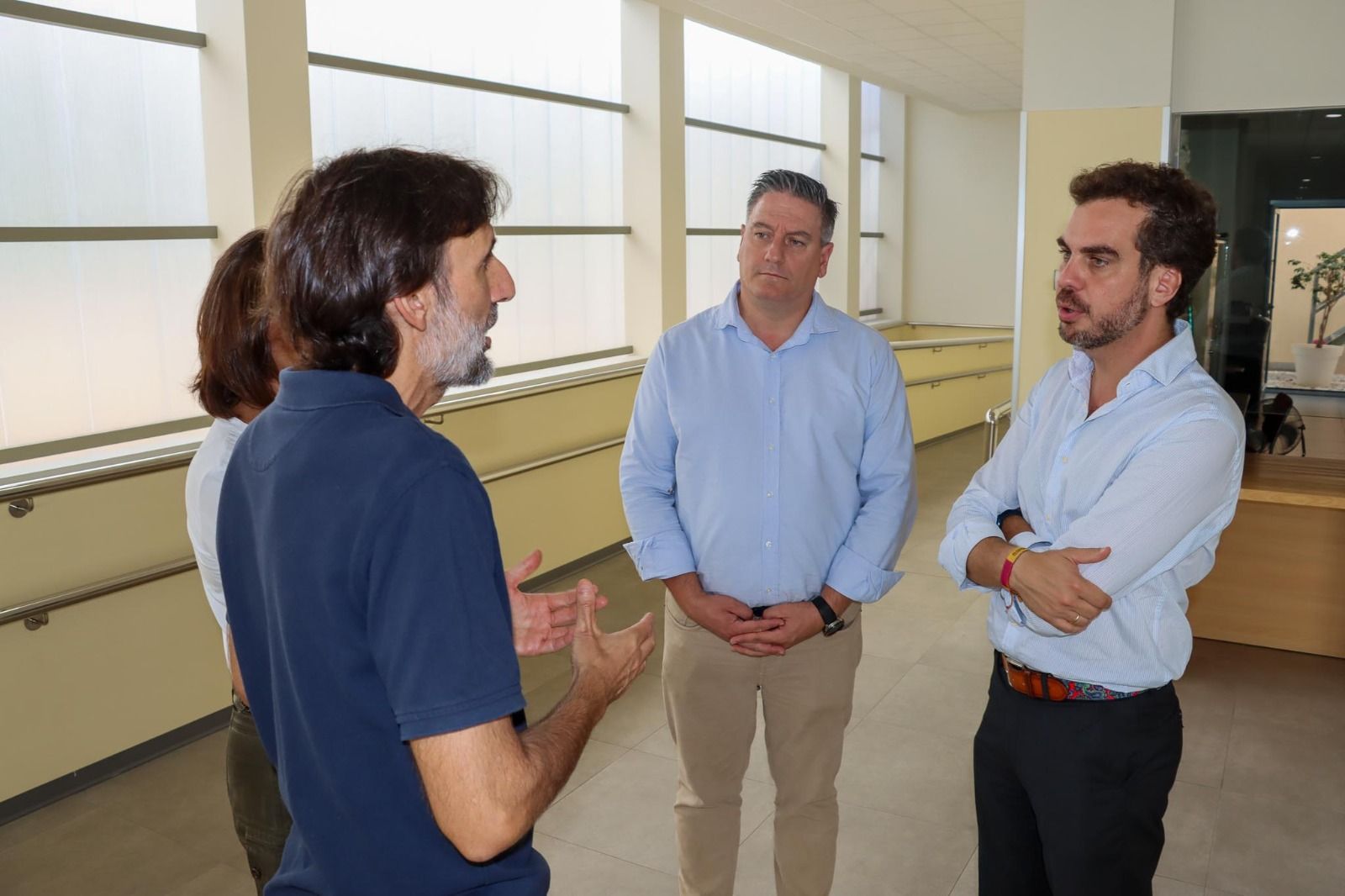  Guillermo Alonso del Real i Arturo García, regidors d'educació i de benestar social de Torrent