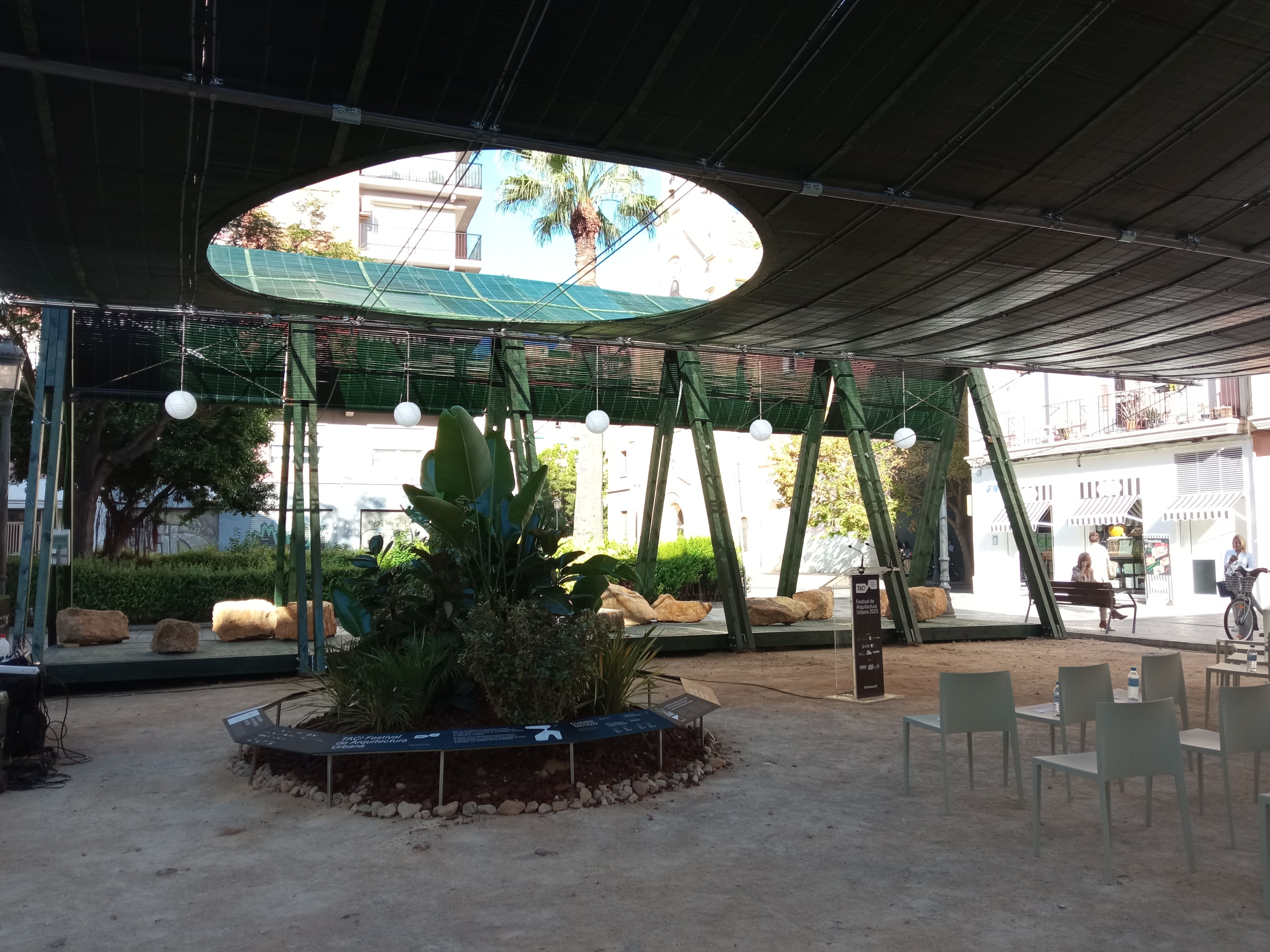 Persiana gegant del festival TAC!