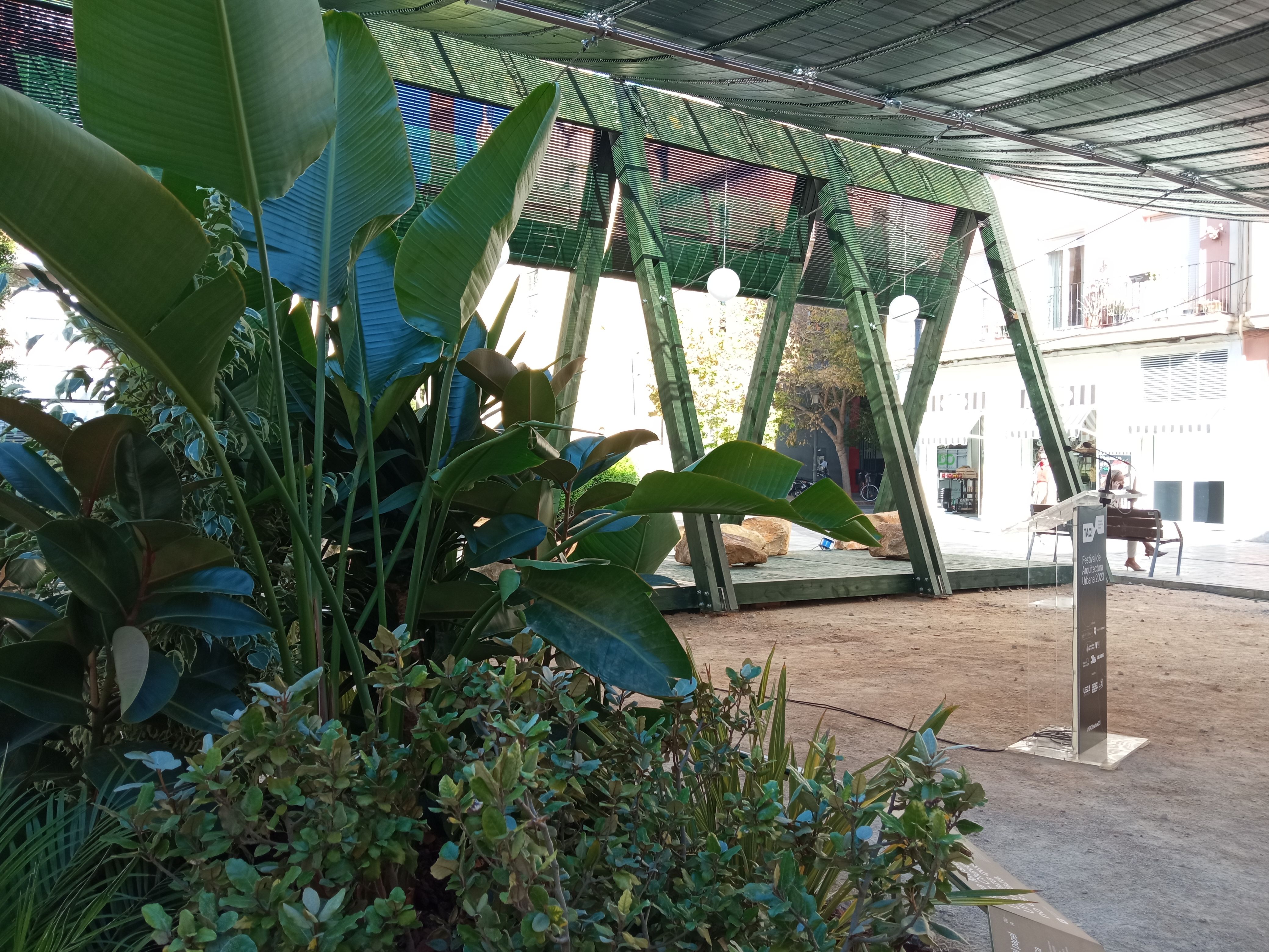 Persiana gegant del festival TAC!