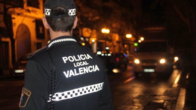 Imagen de archivo de un agente de la Policía Local de València