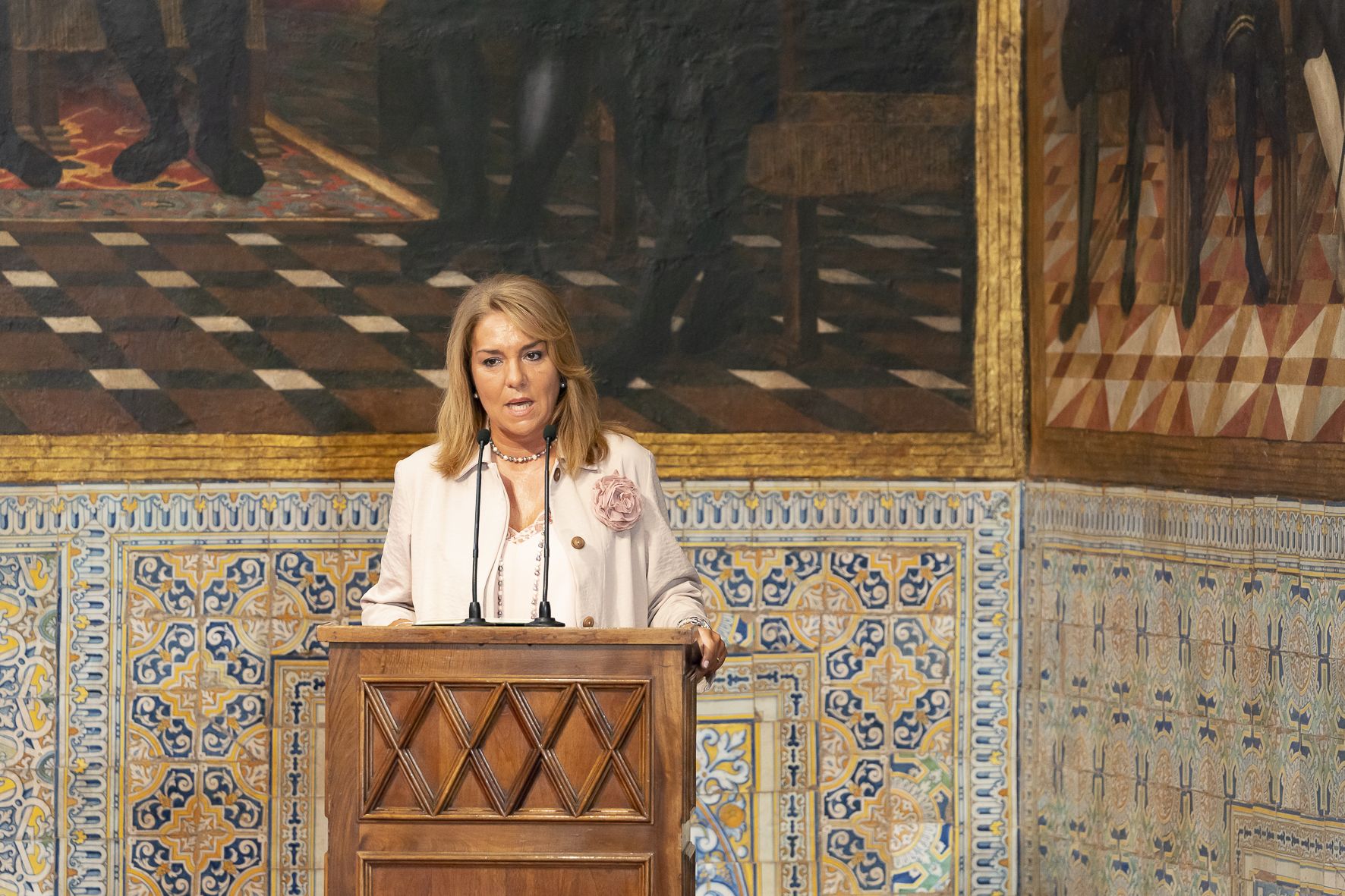 Entrega de distinciones por el 9 d'Octubre. Foto Xisco Navarro