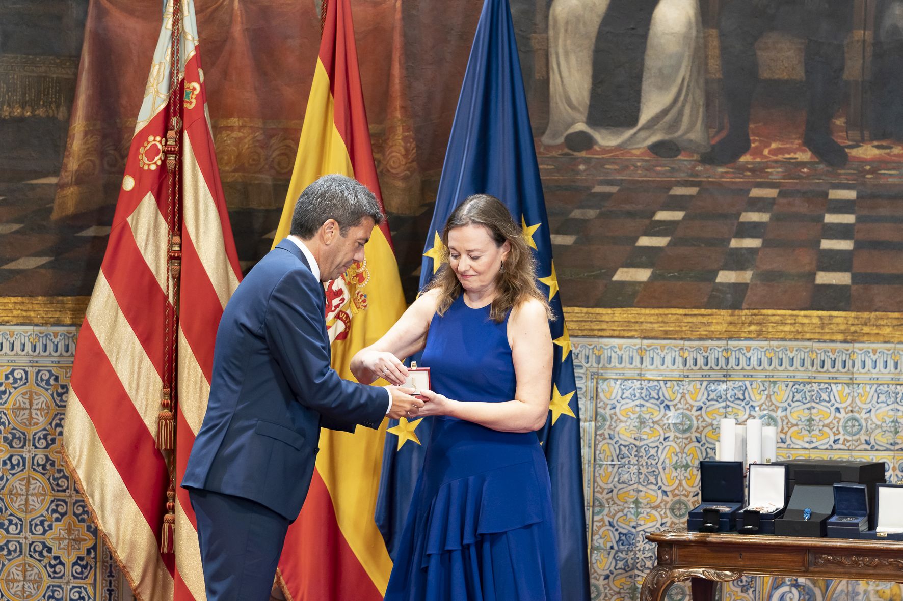 Entrega de distinciones por el 9 d'Octubre. Foto Xisco Navarro