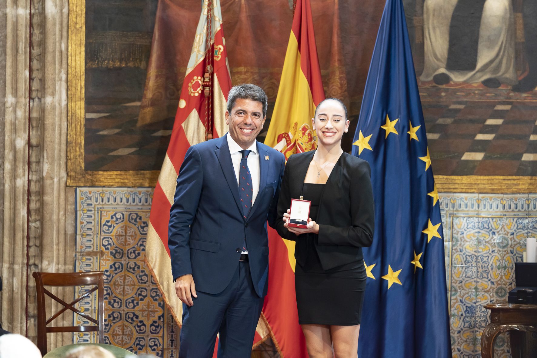 Entrega de distinciones por el 9 d'Octubre. Foto Xisco Navarro